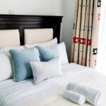 Modern Studio Apartment | Rooftop Chill Spot | Lift & Parking