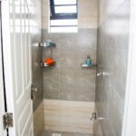 Bright & Colourful 2-Bedroom Apartment | Lift & Parking